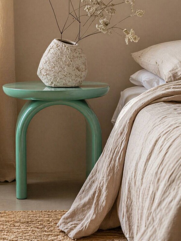 MESA AUXILIAR LACADO VERDE DM SALÓN 50 X 50 X 51 CM