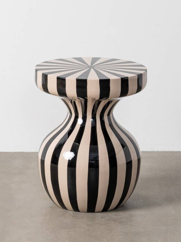 MESA AUXILIAR RAYAS BLANCO-NEGRO METAL 38 X 38 X 47 CM